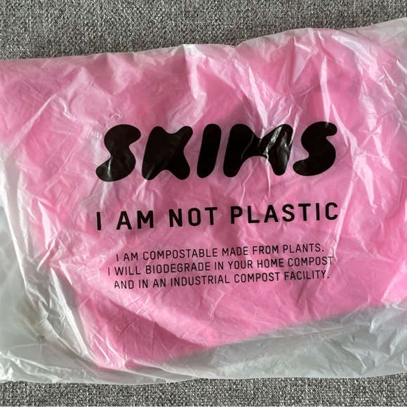 TAFFY SWIM T-SHIRT - Picture 6 of 8